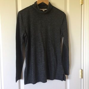LOFT grey LS turtleneck top w/ side slits M